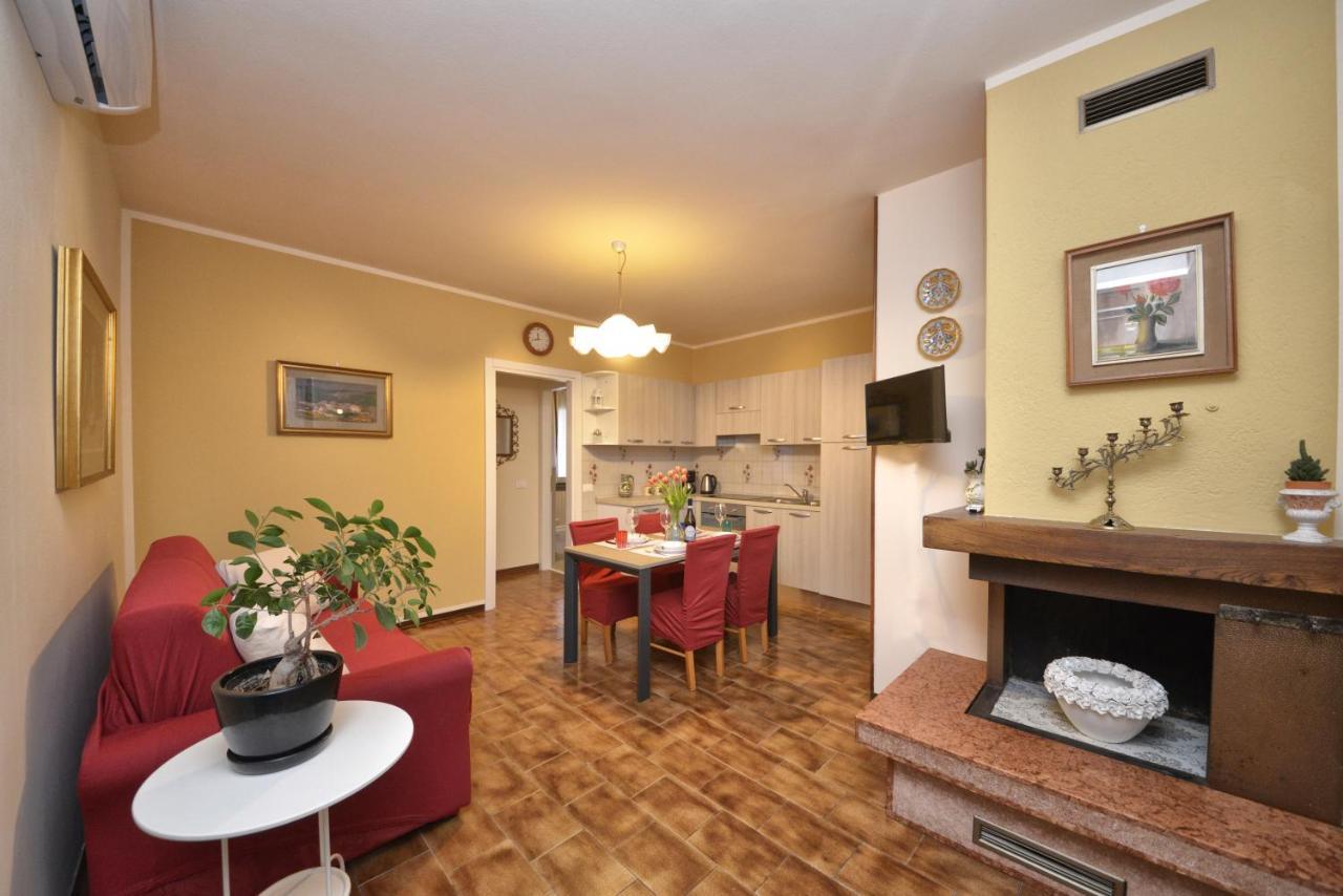 Casa Maria Lejlighed Manerba del Garda Eksteriør billede